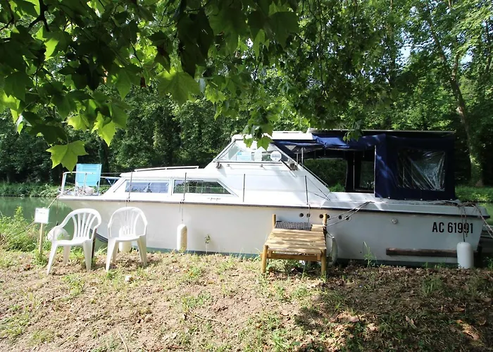 Nuit à Quai Sur Notre Vedette! Bateau-hôtel